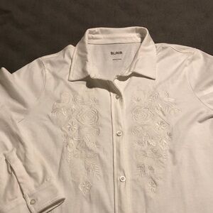 Vintage Blair Women’s Large White on White Embroidered Roses Cotton Poly Blouse